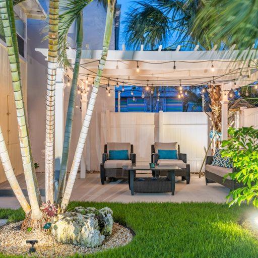 Lovely 2 Bedrooms, Steps Away From The Beach. Bradenton Beach Extérieur photo