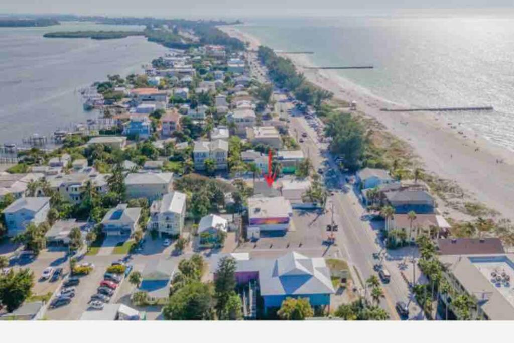 Lovely 2 Bedrooms, Steps Away From The Beach. Bradenton Beach Extérieur photo